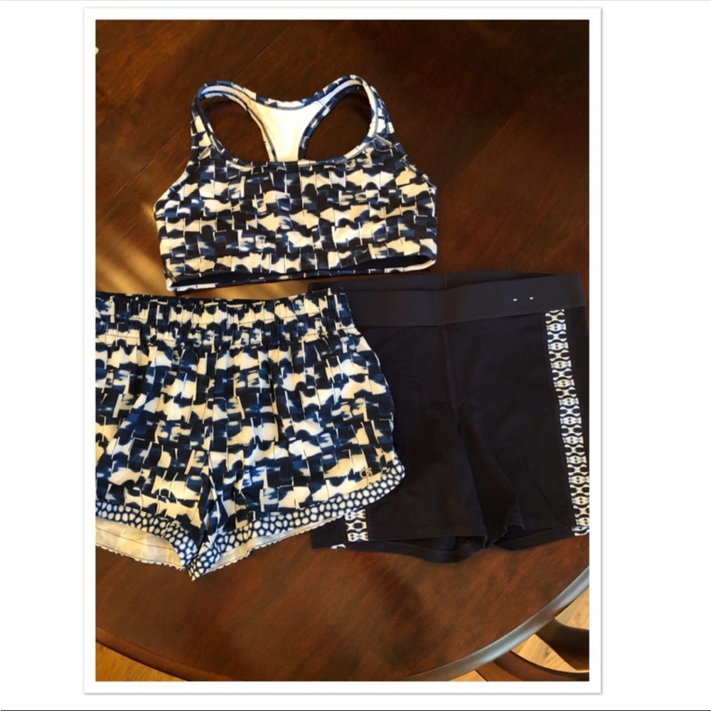 GAP Fit Bundle (2 shorts and 1 sports bra)